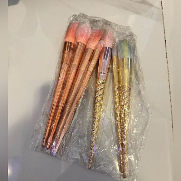 Cute make-up brushes #16 - Picture 1 of 2